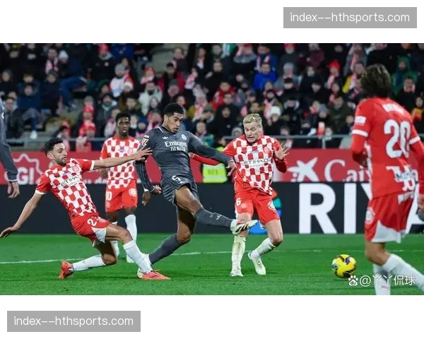 通讯:一座小城的足球狂欢——赫罗纳队史首次闯入欧冠后的24小时 通讯:一座小城的足球狂欢——赫罗纳队史首次闯入欧冠后的24小时