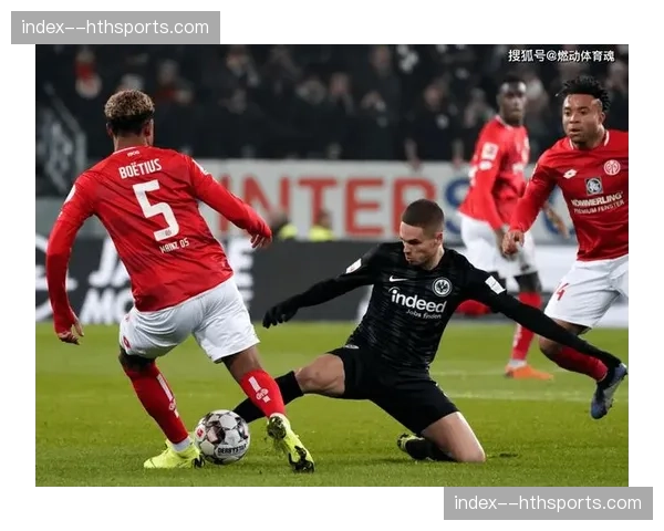 官方声明：霍芬海姆与队内速度型边锋完成续约，其反击能力被高度评价